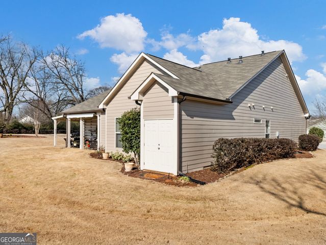 820 Lakeview Bend Circle, Jefferson, GA 30549