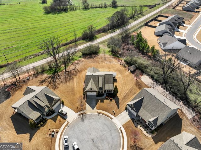 820 Lakeview Bend Circle, Jefferson, GA 30549