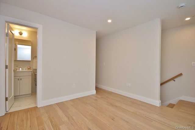 32 Andrews Lane, Sleepy Hollow, NY 10591