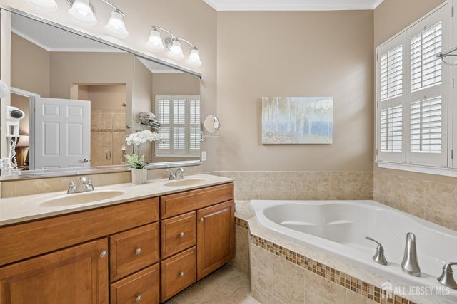36 Einstein Way, East Windsor, NJ 08512