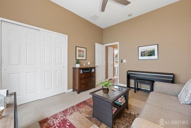36 Einstein Way, East Windsor, NJ 08512