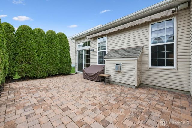 36 Einstein Way, East Windsor, NJ 08512