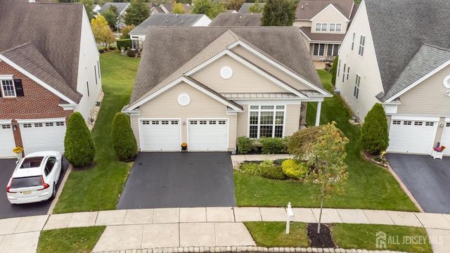 36 Einstein Way, East Windsor, NJ 08512