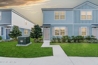 628 YELLOW OAKS Lane, Orange Park, FL 32065