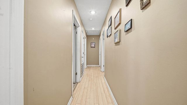 9121 N Hickory Valley Road, Chattanooga, TN 37416