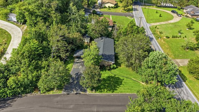 9121 N Hickory Valley Road, Chattanooga, TN 37416