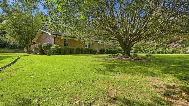 9121 N Hickory Valley Road, Chattanooga, TN 37416