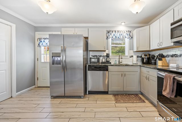 35 Bilby Drive, Wolcott, CT 06716