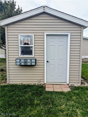 592 Sandtrap Circle, Painesville, OH 44077