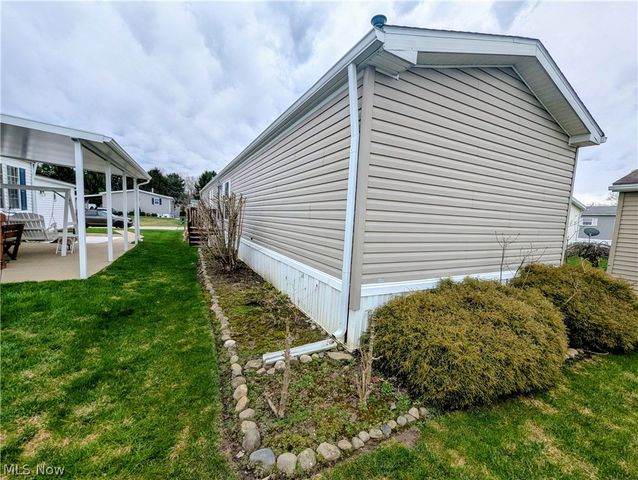 592 Sandtrap Circle, Painesville, OH 44077