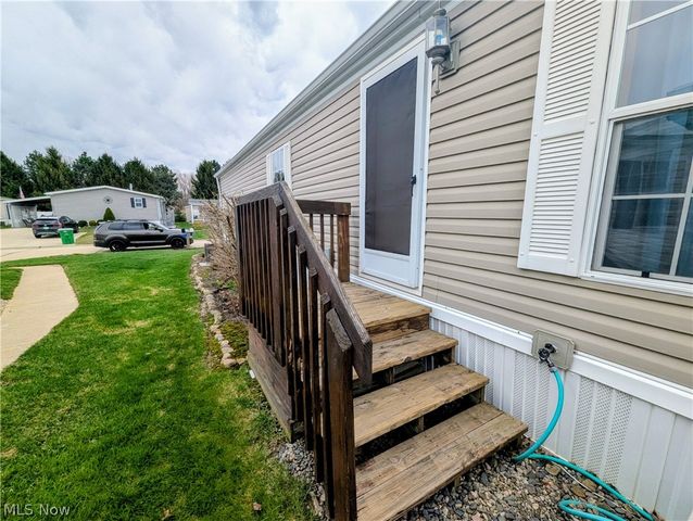 592 Sandtrap Circle, Painesville, OH 44077