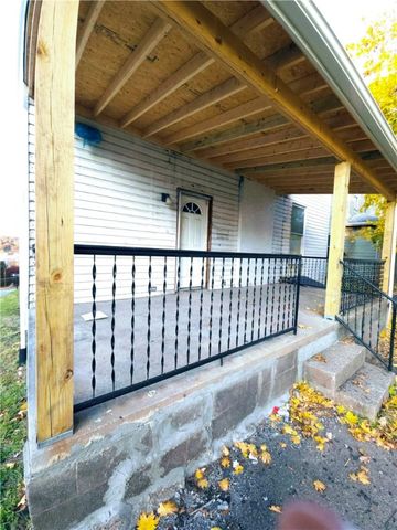 700 E 10th Ave, Munhall, PA 15120