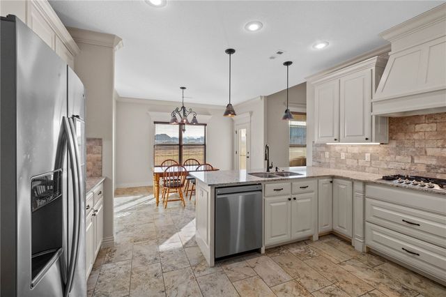 605 Chamberlain Road, Prairie Grove, AR 72753