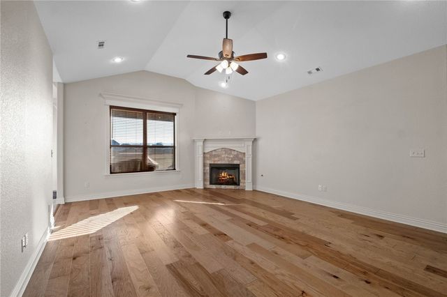 605 Chamberlain Road, Prairie Grove, AR 72753