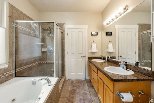 10272 S EAGLE CLIFF WAY, Sandy, UT 84092