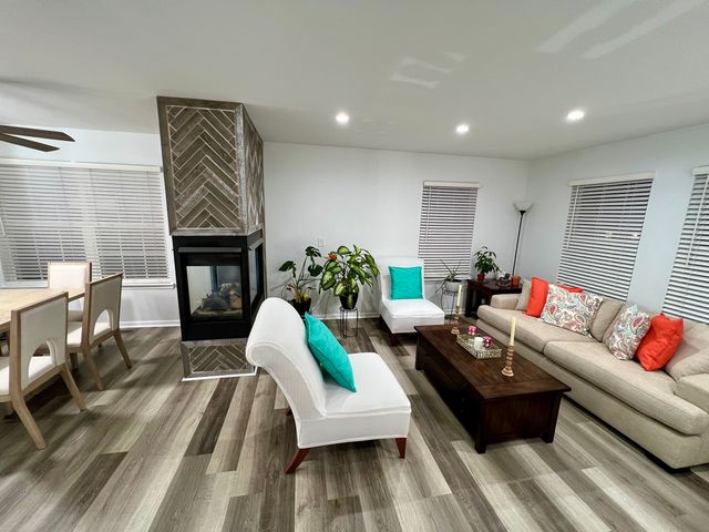 113 W Big Horn Drive, Hainesville, IL 60073