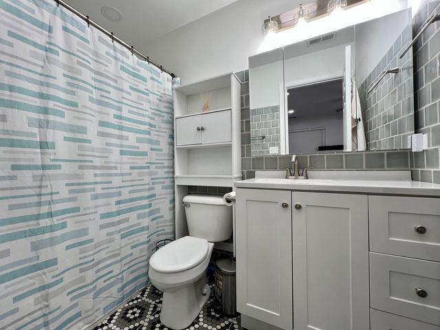 113 W Big Horn Drive, Hainesville, IL 60073