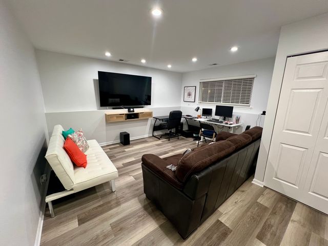 113 W Big Horn Drive, Hainesville, IL 60073