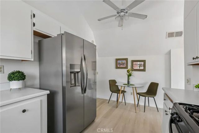 409 Utica A11, Huntington Beach, CA 92648