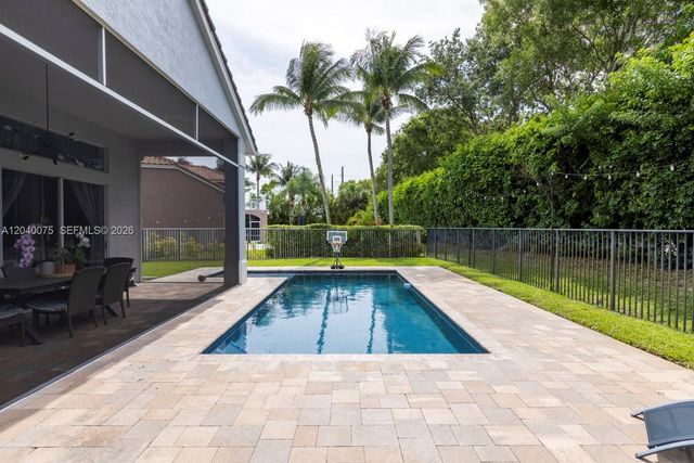 19700 Dinner Key Dr, Boca Raton, FL 33498