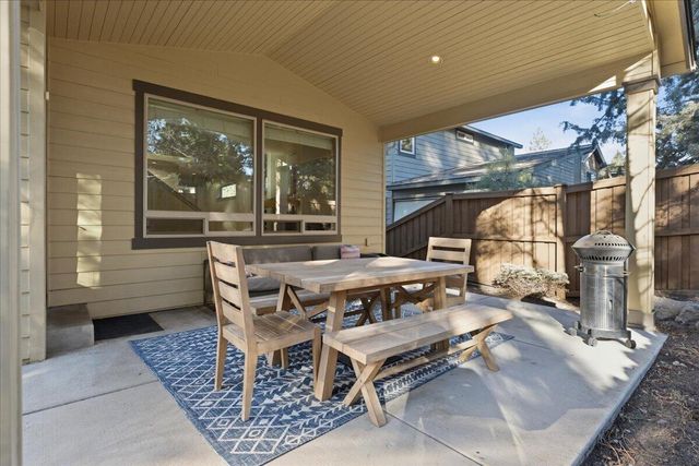 1713 NW Precision Lane, Bend, OR 97703