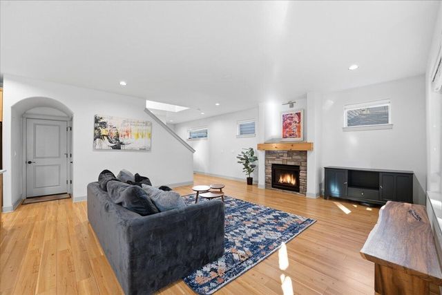 1713 NW Precision Lane, Bend, OR 97703