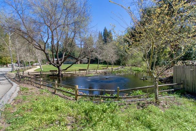 41 Grandview Avenue, Felton, CA 95018