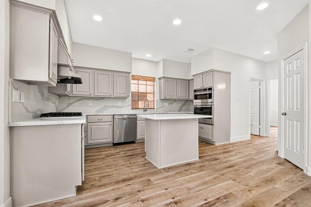 14603 Dawn Vale Drive, Houston, TX 77062