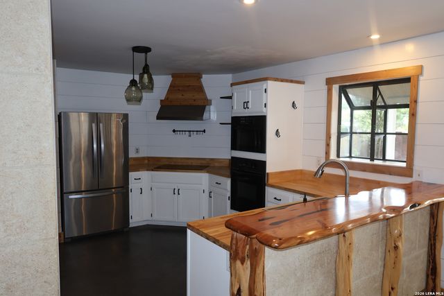 1139 SUMMIT CRST, San Antonio, TX 78258