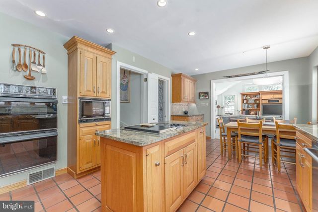 249 BELL RD, Wynnewood, PA 19096