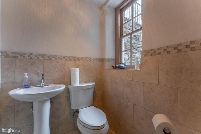 249 BELL RD, Wynnewood, PA 19096