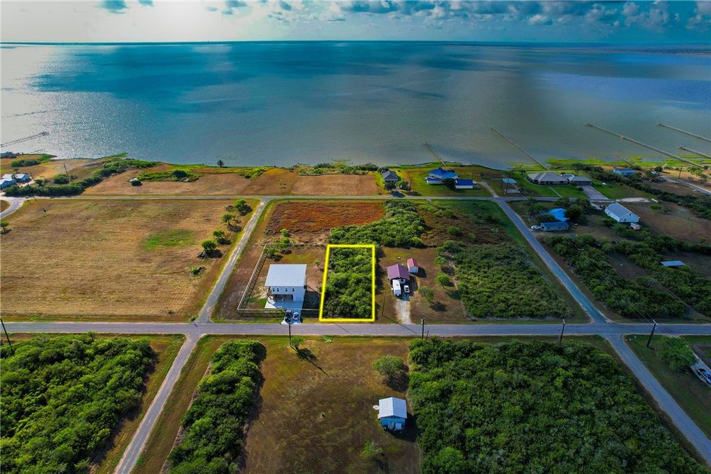 1510B & 1512 Second St., Bayside, TX 78340 — exterior