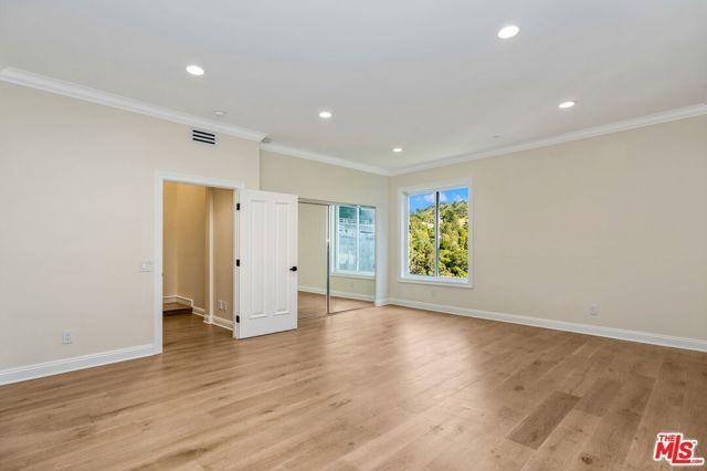 8041 Bulwer Drive, Los Angeles, CA 90046