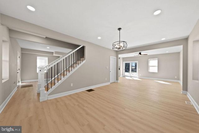 925 UNION LANDING, Cinnaminson, NJ 08077