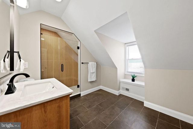 925 UNION LANDING, Cinnaminson, NJ 08077