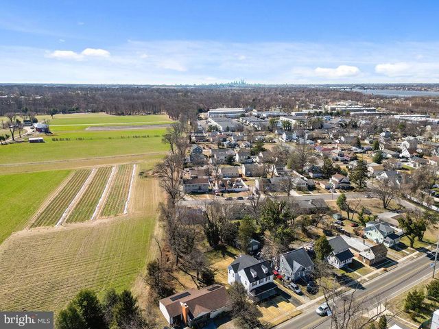 925 UNION LANDING, Cinnaminson, NJ 08077