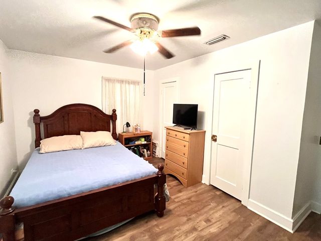 1010 Irwin St, Dothan, AL 36301