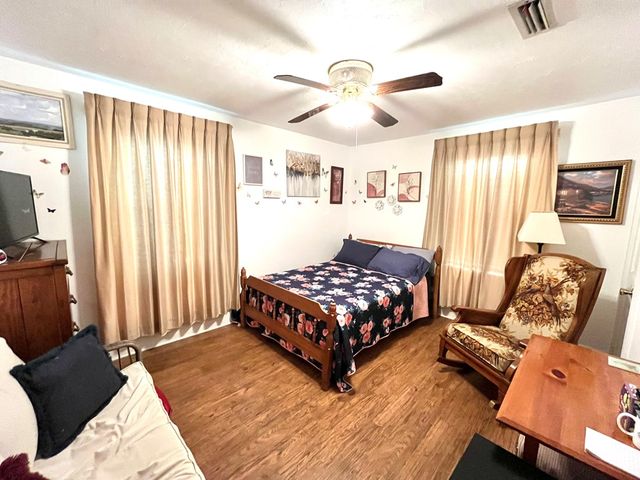 1010 Irwin St, Dothan, AL 36301