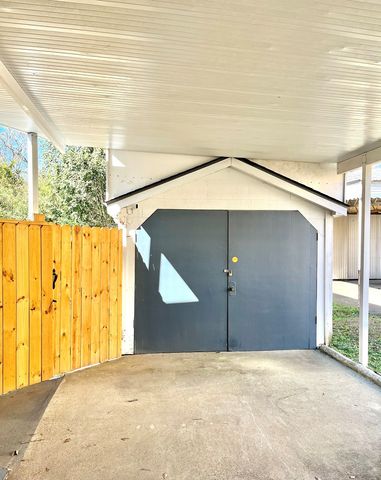 1010 Irwin St, Dothan, AL 36301