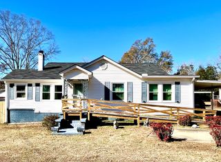 1010 Irwin St, Dothan, AL 36301