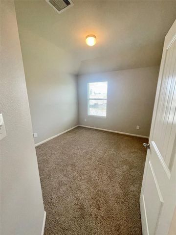 2521 Amy Lee Drive, Conroe, TX 77304