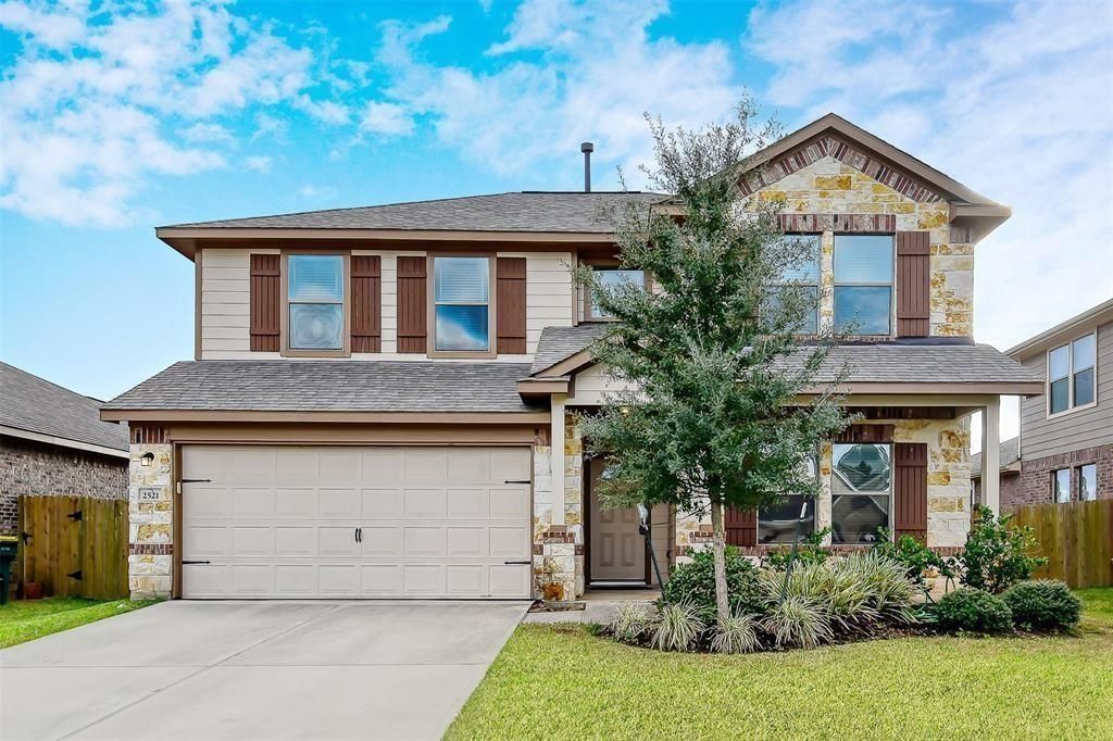 2521 Amy Lee Drive, Conroe, TX 77304