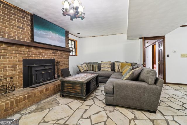 508 E Boyd Road, Hogansville, GA 30230