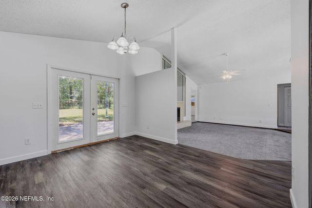 1828 SHERWOOD Drive, Middleburg, FL 32068