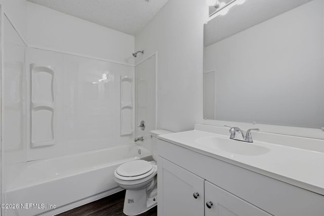 1828 SHERWOOD Drive, Middleburg, FL 32068