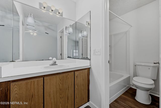 1828 SHERWOOD Drive, Middleburg, FL 32068