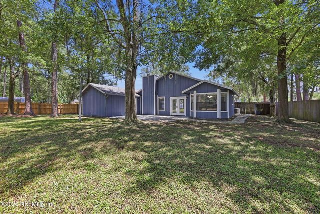 1828 SHERWOOD Drive, Middleburg, FL 32068