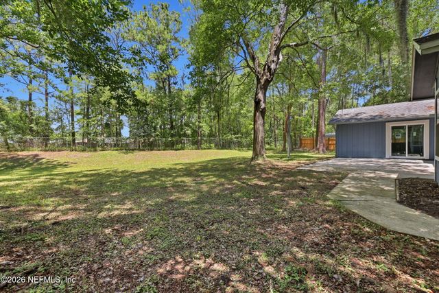 1828 SHERWOOD Drive, Middleburg, FL 32068