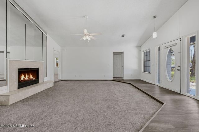 1828 SHERWOOD Drive, Middleburg, FL 32068
