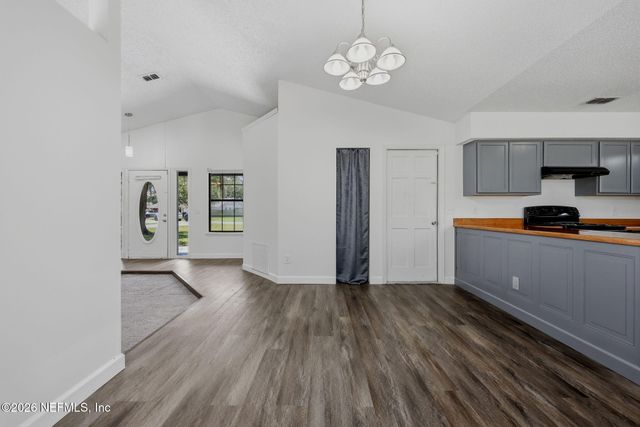 1828 SHERWOOD Drive, Middleburg, FL 32068